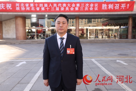 河北省人大代表、邢臺(tái)市委書(shū)記楊猛。人民網(wǎng)記者 李兆民攝